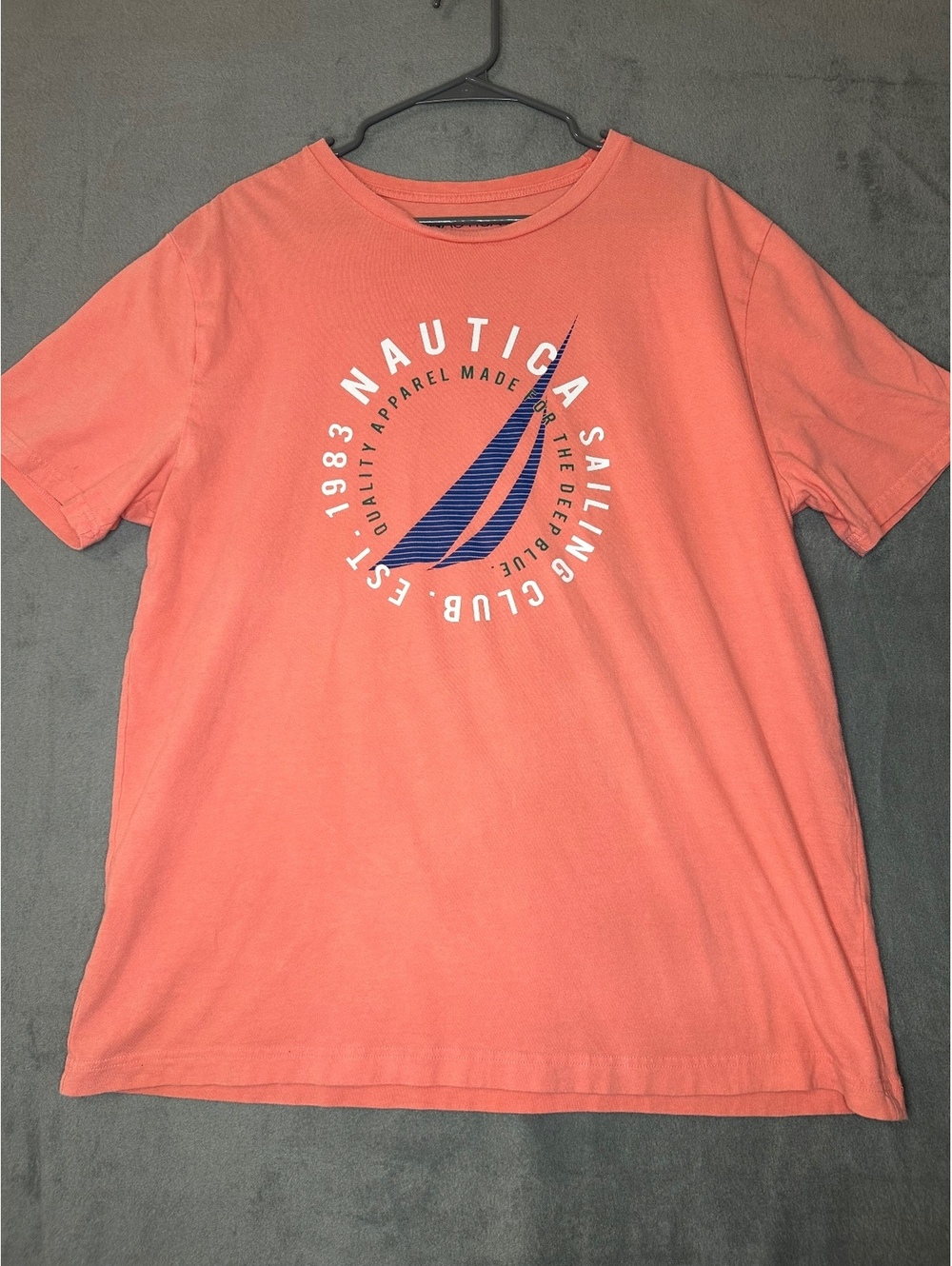 Men’s Salmon Color Nautica XL T-shirt